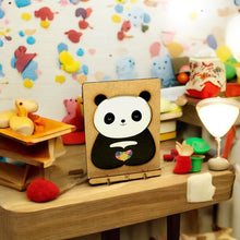 Afbeelding in Gallery-weergave laden, Panda Love Pop-up Art