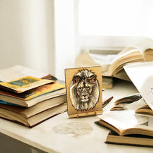 Afbeelding in Gallery-weergave laden, Lion Pop-up Art