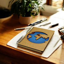 Afbeelding in Gallery-weergave laden, World Journal