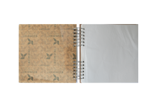 Afbeelding in Gallery-weergave laden, Red Heart Photo Album