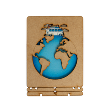 Afbeelding in Gallery-weergave laden, Postcard - Piece of Art - Happy Camper