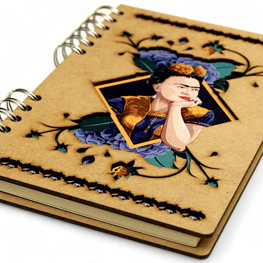 Frida Kahlo Thinking – Houten Notitieboek