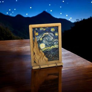 Gedetailleerde illustratie van Van Gogh’s Sterrennacht op duurzame pop-up kaart