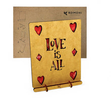 Load image into Gallery viewer, Love Is All pop-up kaart met 3D hartdesign door Laurie van Houts – Komoni

