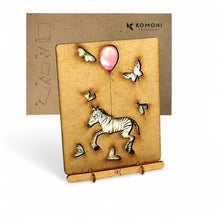 Afbeelding in Gallery-weergave laden, Zebra met Roze Ballon Pop-up Kaart
