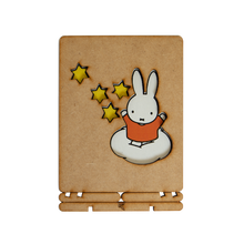 Load image into Gallery viewer, Postcard - Piece of Art - Miffy with the stars
