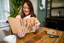Load image into Gallery viewer, Sustainable 2023-2024 agenda - recycled paper - Dreamcatcher
